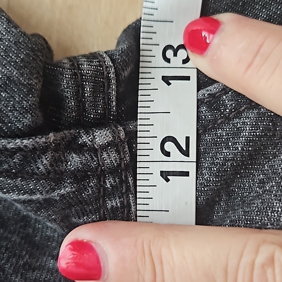 ZARA Women's Size 6 Black Thrashed Jeans  Grunge - Picture 9 of 9